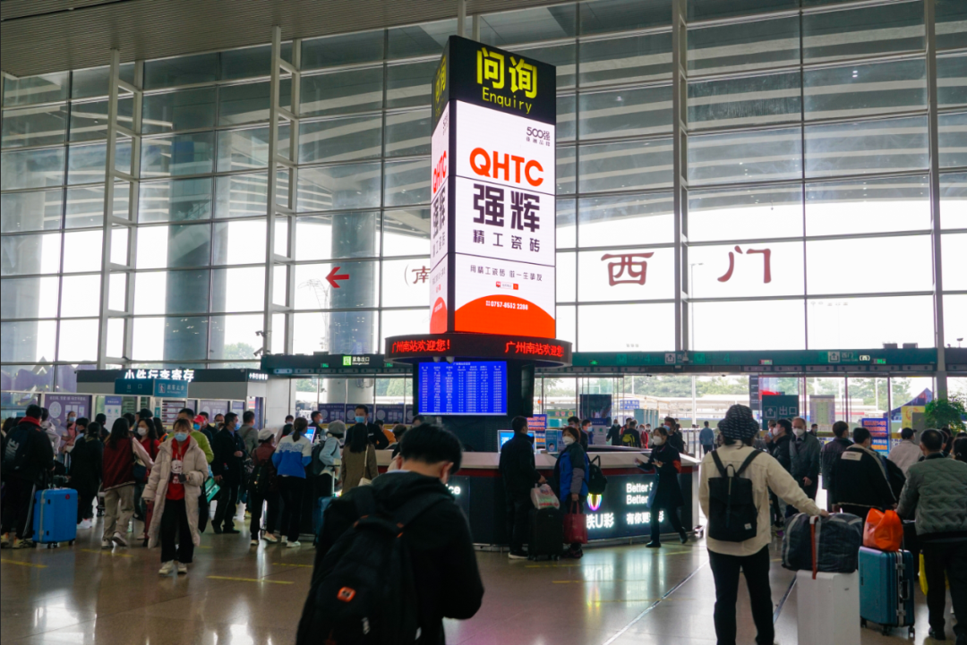 開年“第一炮”！強(qiáng)輝高鐵廣告開啟“霸屏”模式！(圖4)