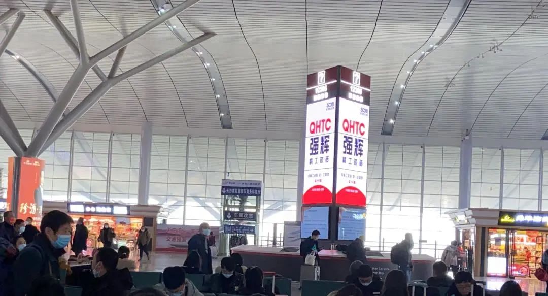 開年“第一炮”！強(qiáng)輝高鐵廣告開啟“霸屏”模式！(圖9)