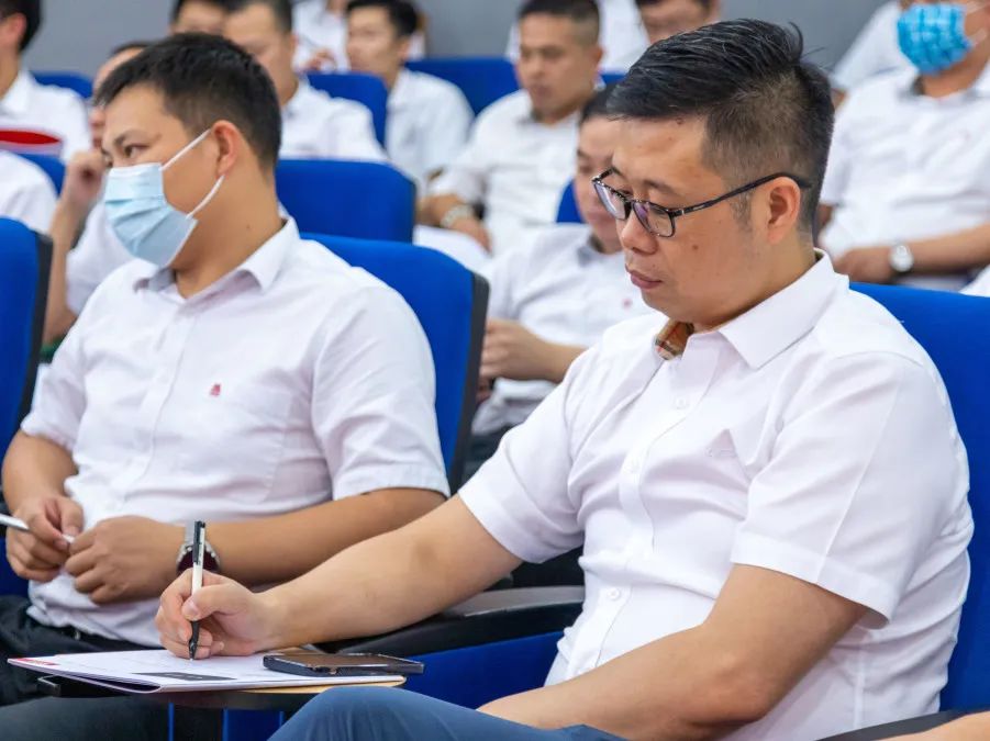 燃！“金戈鐵馬 英雄對戰(zhàn)”強(qiáng)輝營銷PK賽正式開啟(圖13)