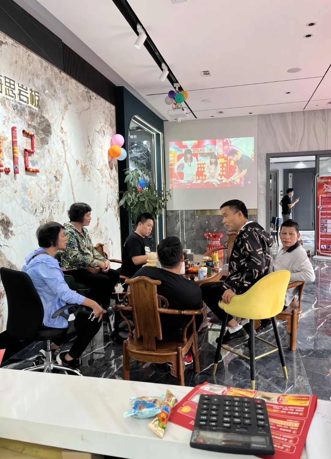 聽說，昨天下午強(qiáng)輝直播間嗨爆了？(圖21)