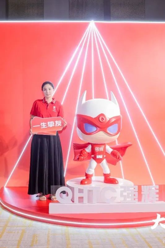 大地·大師·大宅 | 2024強(qiáng)輝精工瓷磚全國(guó)經(jīng)銷商峰會(huì)圓滿舉辦！(圖45)