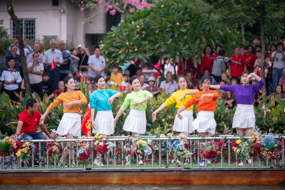 燃動(dòng)金秋 | 草艇競(jìng)渡，奪人風(fēng)采彰顯非遺文化瑰寶之韻(圖6)