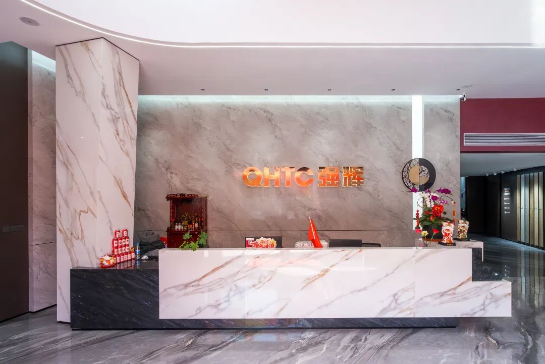 終端風(fēng)采 | 強(qiáng)輝晉江旗艦店，品味質(zhì)感大師館，打卡美學(xué)新坐標(biāo)(圖6)