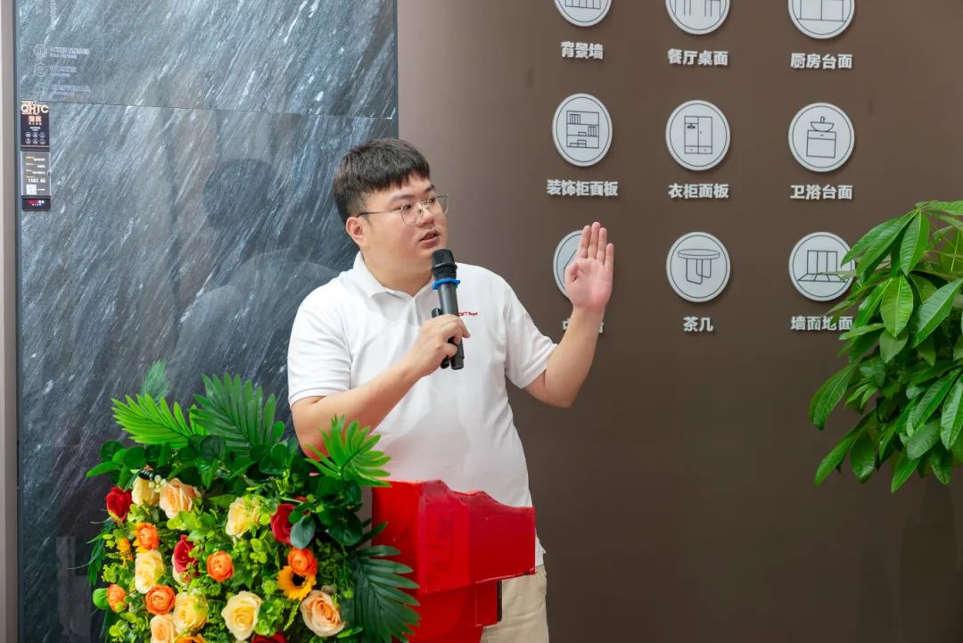 聚勢共鑒?標(biāo)桿領(lǐng)航 | 強(qiáng)輝2025區(qū)域培訓(xùn)峰會暨美學(xué)賦能行動貴陽站順利結(jié)束！(圖11)